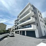 Sky Apartment *